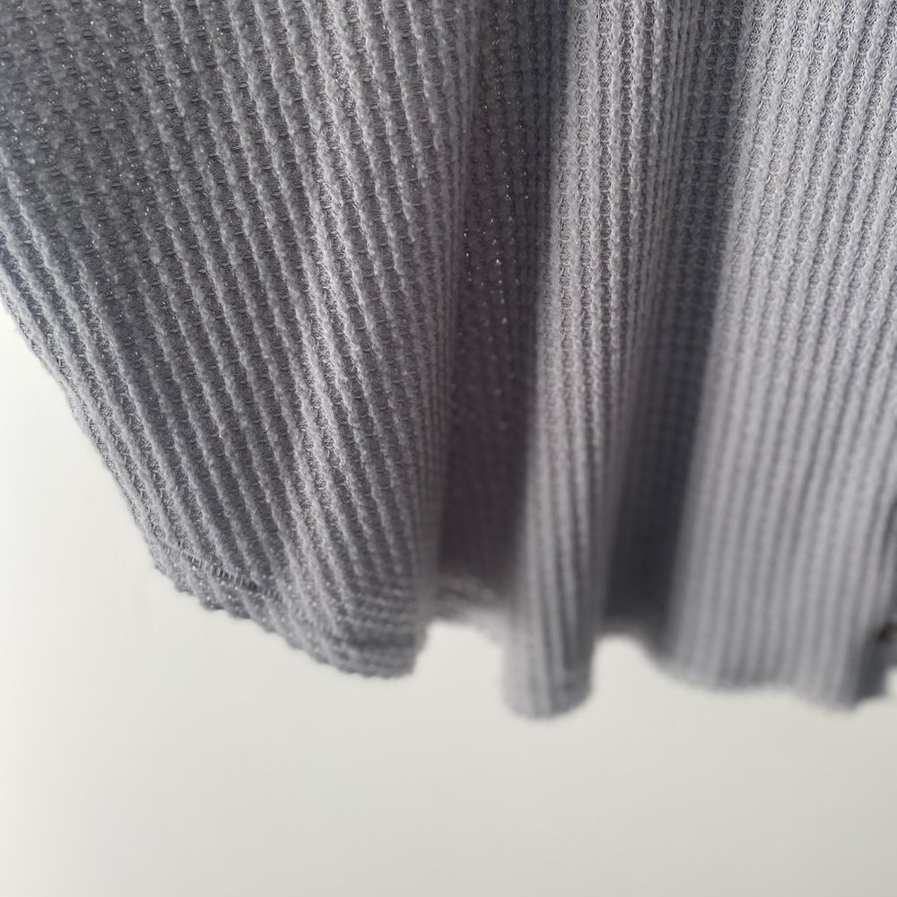 UO Out From Under Jojo Oversized Gray Thermal Button-Front Top Large Boho Comfy - Picture 13 of 16